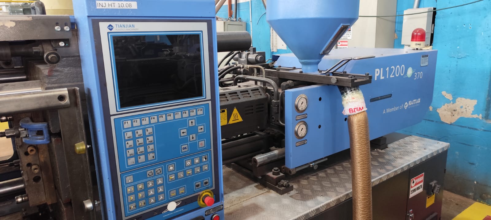 Injetora Haitian PL 120 ton